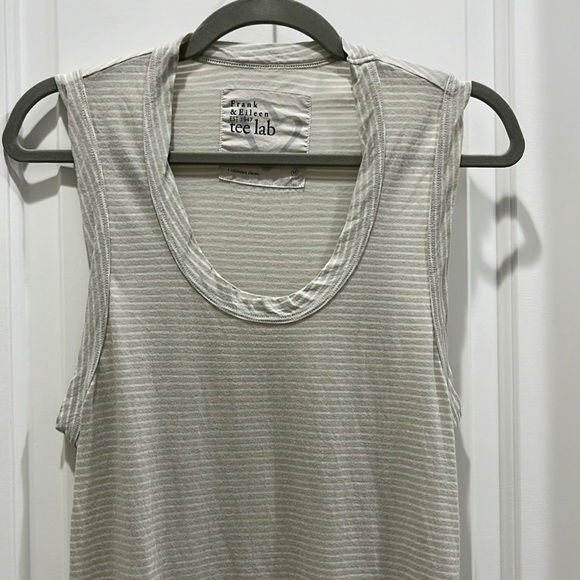 Frank & Eileen Tee Lab Base Layer Striped Scoped Neck Tank Top Sz XS - Picture 2 of 5